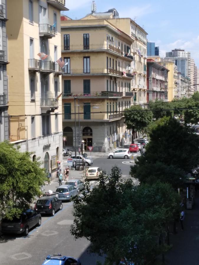 Hotel Crisari 나폴리 외부 사진